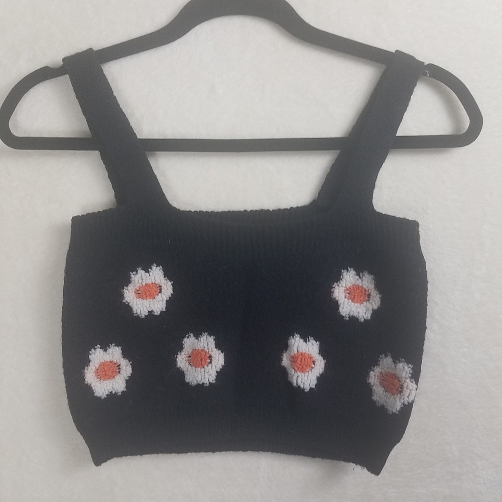 Cider Knit Crop Top Womens Small Black Daisy Floral Square Neck Sleeveless